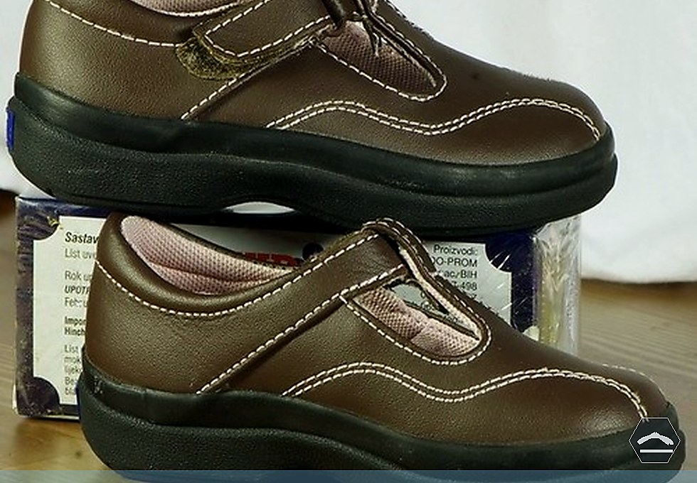 Sneakers vs runners: what to buy for daily walking at Northvale